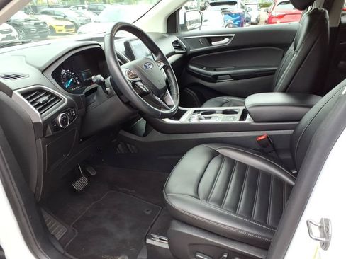 Certified 2024 Ford Edge SEL w/ Convenience Package AWD/4WD image 10