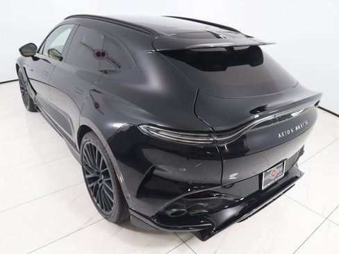 Used 2023 Aston Martin DBX 707 image 37