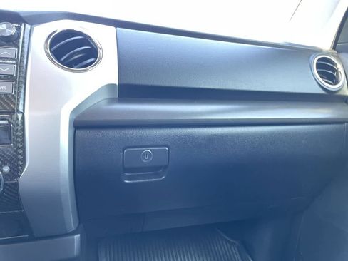 Used 2019 Toyota Tundra SR5 RWD image 16