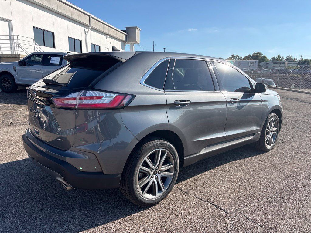 Certified 2024 Ford Edge Titanium w/ Equipment Group 301A AWD/4WD image 7
