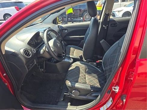 Used 2024 Mitsubishi Mirage SE FWD image 3