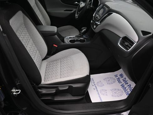 Certified 2022 Chevrolet Equinox LS w/ LS Convenience Package AWD/4WD image 30