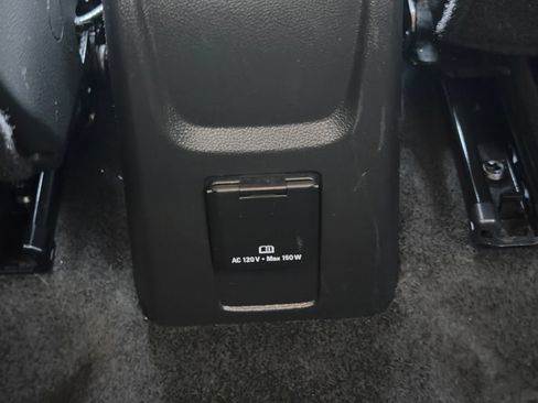 Used 2022 Buick Encore Preferred w/ Safety Package FWD image 27