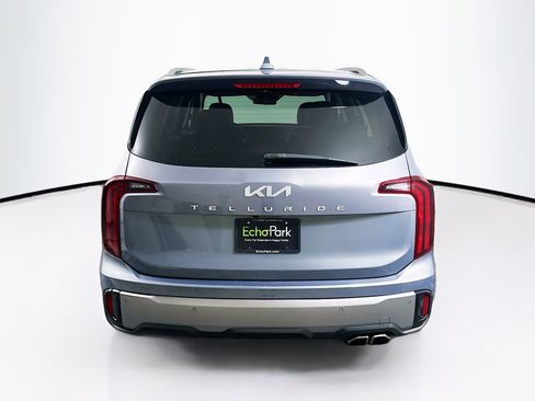 Used 2025 Kia Telluride S FWD image 7