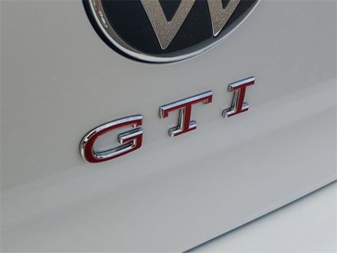 New 2026 Volkswagen GTI SE image 6