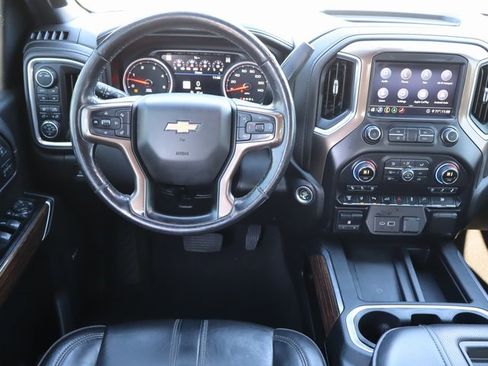 Used 2020 Chevrolet Silverado 2500 High Country w/ Technology Package image 27
