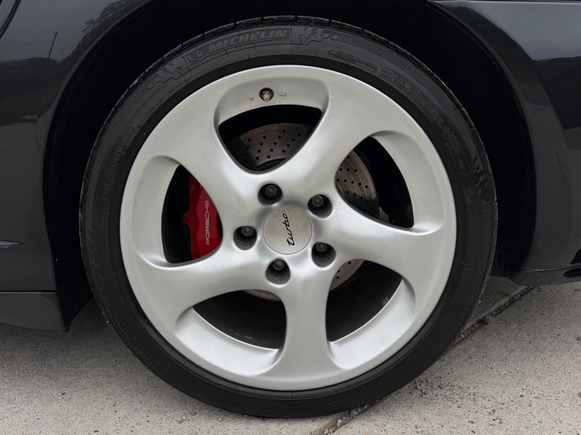 Used 2004 Porsche 911 Turbo AWD/4WD image 15