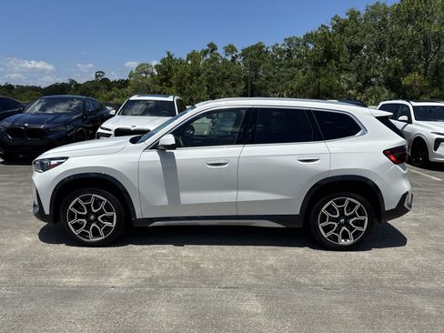 New 2026 BMW X1 xDrive28i w/ Convenience Package AWD/4WD image 4