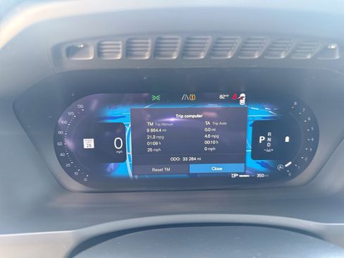 Certified 2024 Volvo XC90 B5 Plus w/ Protection Package Premier AWD/4WD image 17