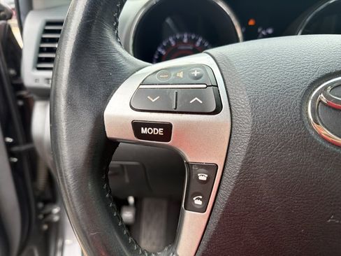Used 2013 Toyota Highlander SE AWD/4WD image 13