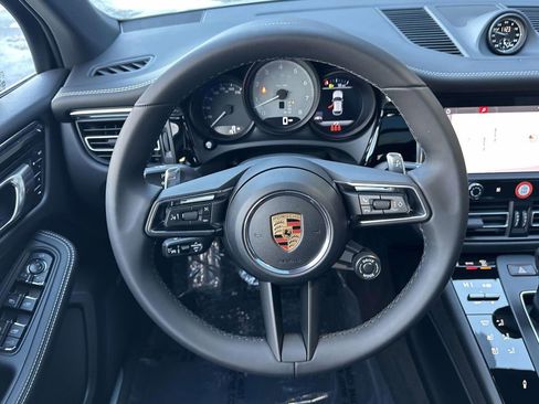 New 2026 Porsche Macan S image 16