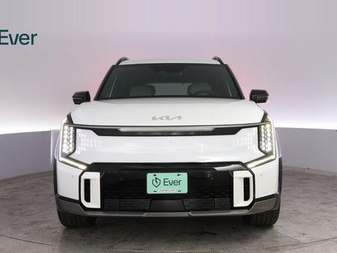 Used 2024 Kia EV9 GT-Line AWD/4WD image 12