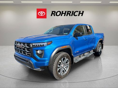 Used 2024 GMC Canyon AT4 w/ AT4 Premium Package image 1