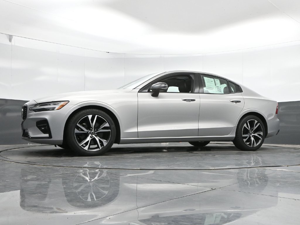 Used 2024 Volvo S60 B5 Core FWD image 44