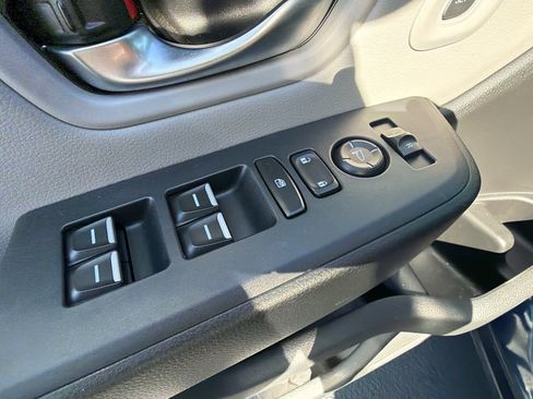 Used 2025 Honda Pilot Touring image 25