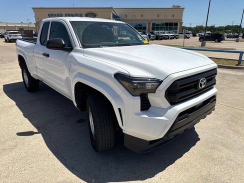 Used 2024 Toyota Tacoma SR RWD image 14