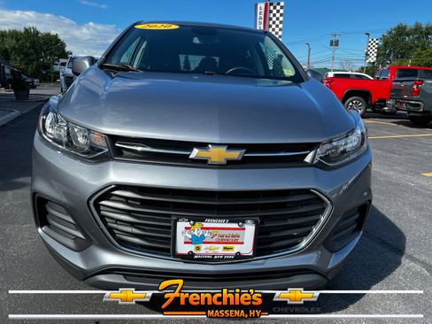 Used 2020 Chevrolet Trax LS w/ Tint and Cruise Package AWD/4WD image 2