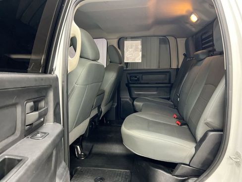 Used 2014 RAM 2500 Tradesman w/ Chrome Appearance Group AWD/4WD image 21