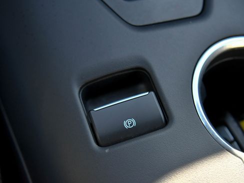 Used 2024 Ford Mustang GT image 25