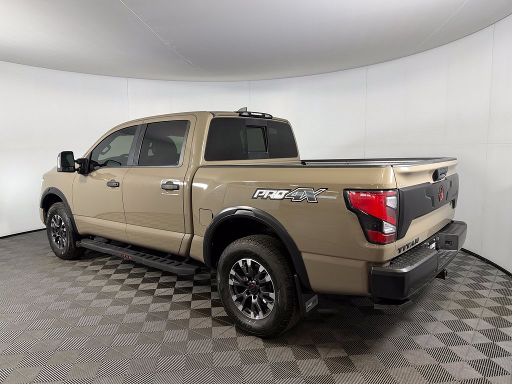 Used 2024 Nissan Titan PRO-4X w/ Pro-4x Convenience Package AWD/4WD image 9