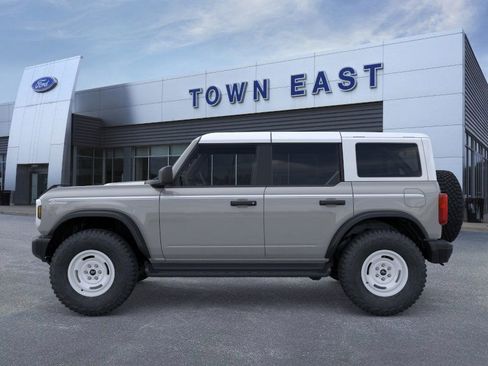 New 2026 Ford Bronco Heritage Edition AWD/4WD image 3