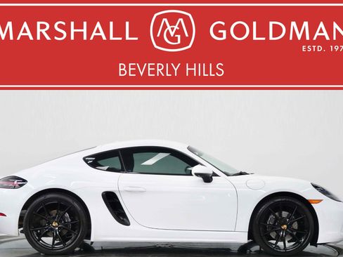 Used 2021 Porsche 718 Cayman RWD image 1