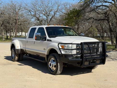 Used 2016 Ford F350 King Ranch image 1