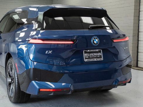 Used 2025 BMW iX xDrive50 image 27