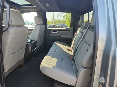 New 2026 GMC Sierra 1500 SLT w/ SLT Premium Plus Package AWD/4WD image 6