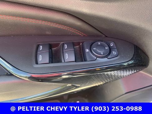 Used 2025 Chevrolet Trax RS w/ Driver Confidence Package FWD image 14