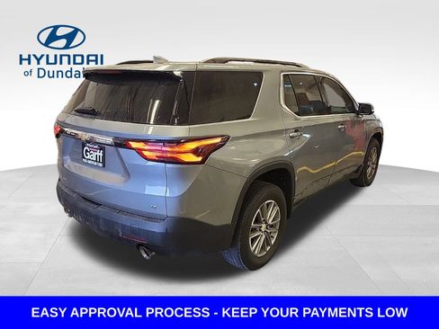 Used 2023 Chevrolet Traverse LT AWD/4WD image 3