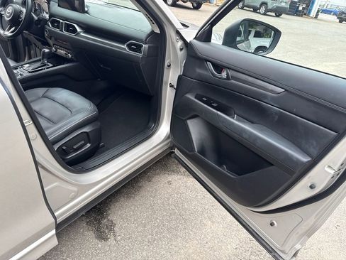 Used 2025 MAZDA CX-5 AWD 2.5 S w/ Preferred Package image 11