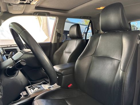 Used 2015 Toyota 4Runner Limited image 21