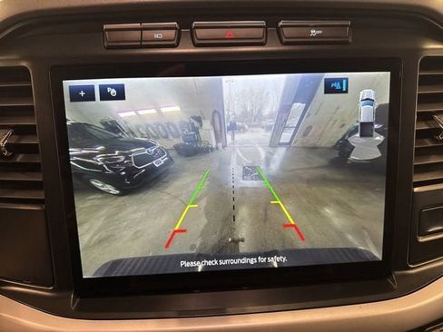 Used 2022 Ford F150 XLT w/ Equipment Group 302A High AWD/4WD image 16
