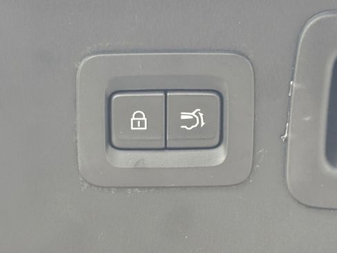 Used 2025 MAZDA CX-90 3.3 Turbo w/ Preferred Package image 30