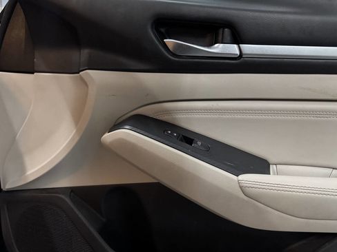 Used 2019 Nissan Altima 2.5 SL image 32