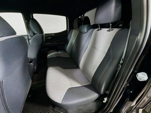 Certified 2023 Toyota Tacoma TRD Sport AWD/4WD image 18