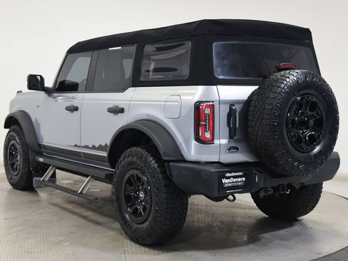 Used 2023 Ford Bronco Wildtrak AWD/4WD image 11