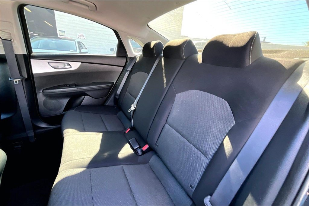 Used 2023 Kia Forte LXS FWD image 17