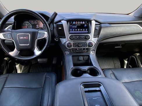 Used 2017 GMC Yukon XL SLT w/ Open Road Package RWD image 16