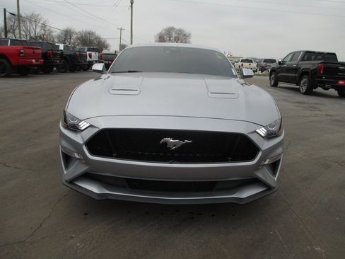 Used 2021 Ford Mustang GT Premium w/ Equipment Group 401A image 10