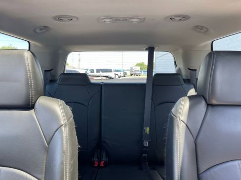 Used 2015 GMC Acadia SLT w/ Open Road Package FWD image 38