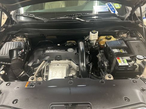 Used 2019 Buick Envision Premium AWD/4WD image 6