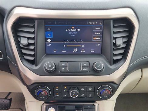 Used 2020 GMC Acadia Denali w/ Trailering Package image 18