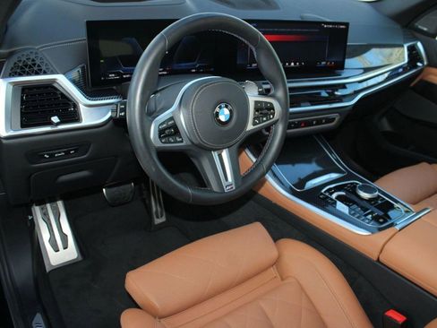 Used 2026 BMW X5 M60i image 4