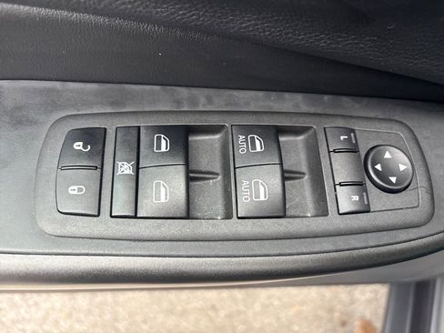 Used 2022 Jeep Cherokee Trailhawk w/ Premium Leather Package image 46