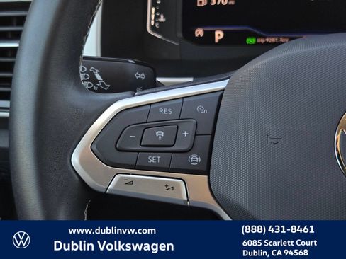 Certified 2023 Volkswagen Atlas SE w/ Panoramic Sunroof Package FWD image 23