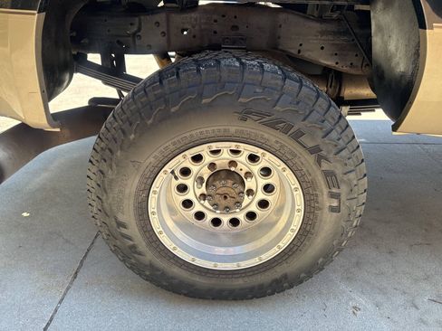 Used 2004 Ford F250 Lariat AWD/4WD image 24