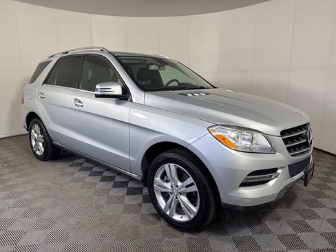 Used 2015 Mercedes-Benz ML 350 4MATIC image 10