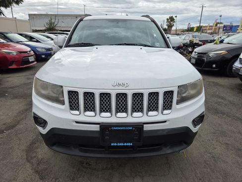 Used 2014 Jeep Compass Limited FWD image 5